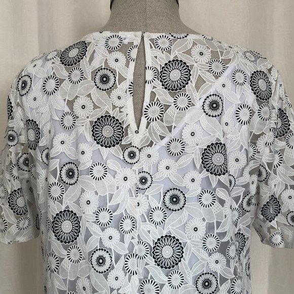 BCBGeneration White and Black Floral Dress - Picture 7 of 11